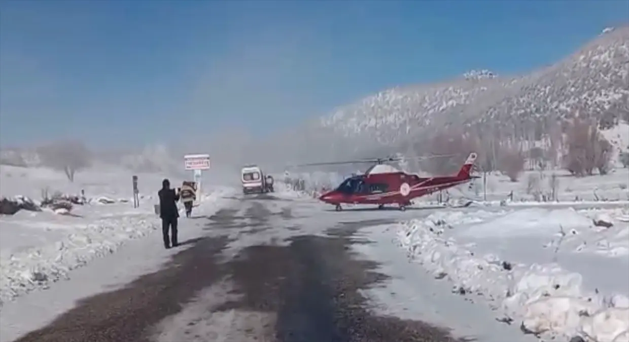 Kalp Krizi Geçiren Hastaya Hava Ambulansı