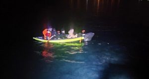 Kanoyla kaçarken yakalandılar