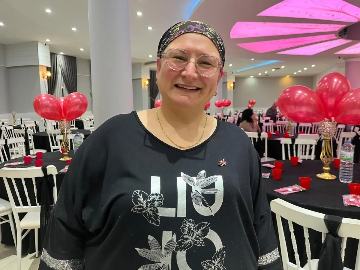 Kanseri Atlatanlar Yeni Yılı Kutladı