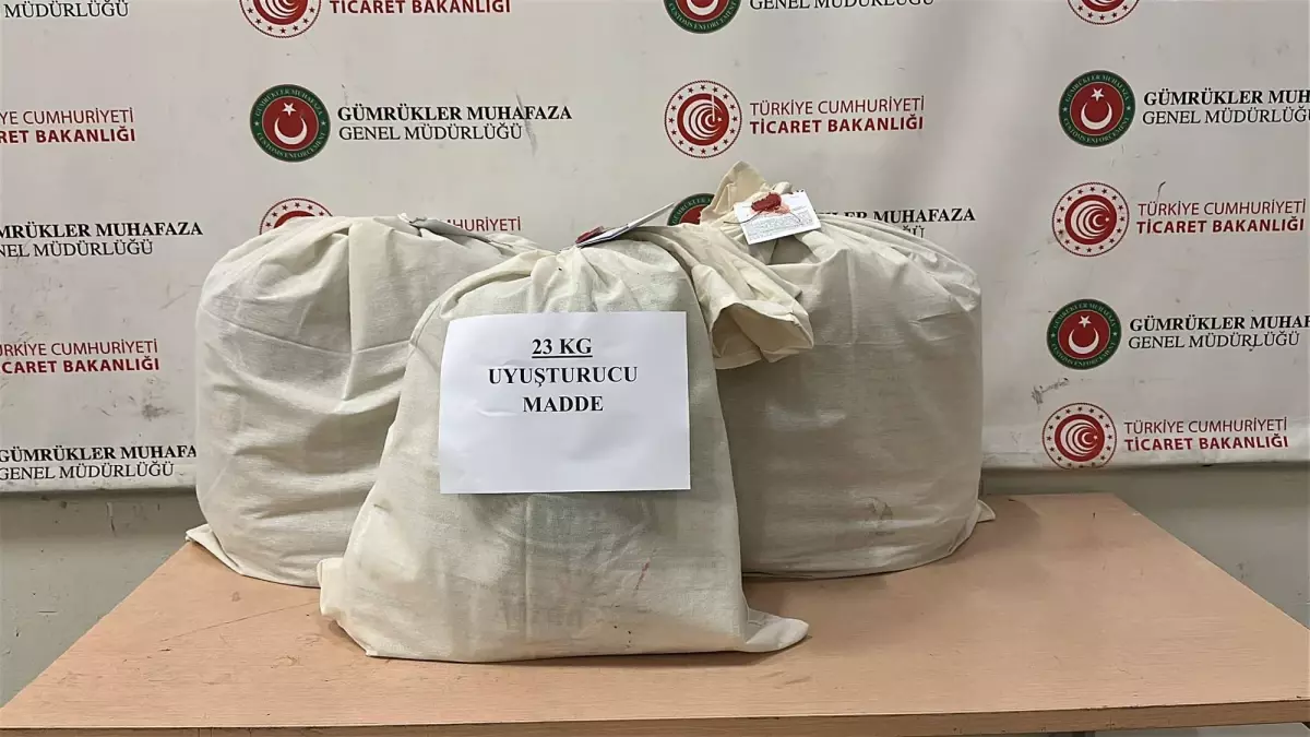 Kapıkule’de 22 Kilo Esrar Ele Geçirildi
