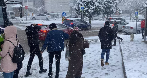 Kar kütleleri İstanbul’a giriş yaptı! Daha da kuvvetlenecek
