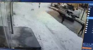 Kar Kütlesi Can Aldı