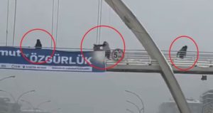 Kar topu atan çocukları darbetti: Tutuklandı!