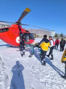 Kar Yağışı Hasta Bebeklere Ulaşımı Zorlaştırdı