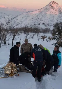 Kar Yağışında Mahsur Kalan İşçi Kurtarıldı