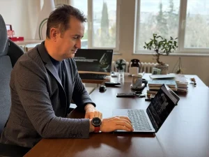 Karakaş’tan Yılın Kareleri Oylamasına Katılım