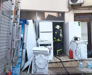 Karamürsel’de İş Yerinde Yangın