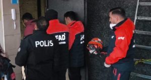 Kayıp olarak aranıyordu, asansör boşluğunda ölü bulundu