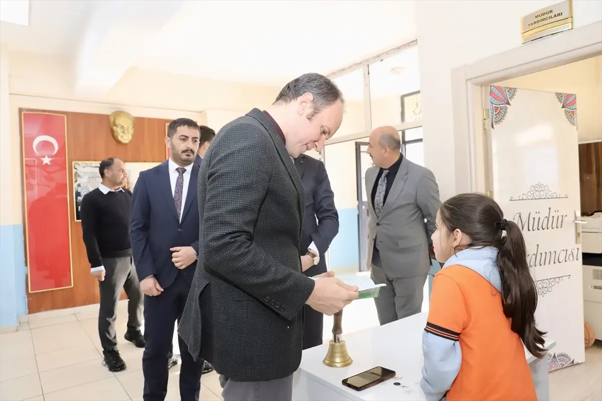 Kaymakam Akpınar Öğrencileri Ziyaret Etti