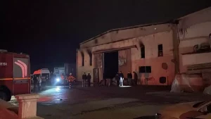 Kayseri’de Mobilya Fabrikasında Yangın