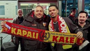 Kayserispor’a Manchester City’den transfer: Katongo şehre geldi