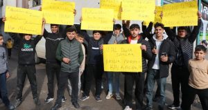 Kibar Feyzo gerçek oldu! Adana’daki Şanlıurfalılardan başlık parası eylemi