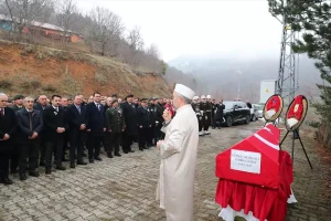 Kıbrıs Gazisi Duran Sırtıkara’nın Cenazesi Toprağa Verildi