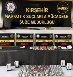 Kırşehir’de Uyuşturucu Operasyonu: 3 Gözaltı, 1 Tutuklama
