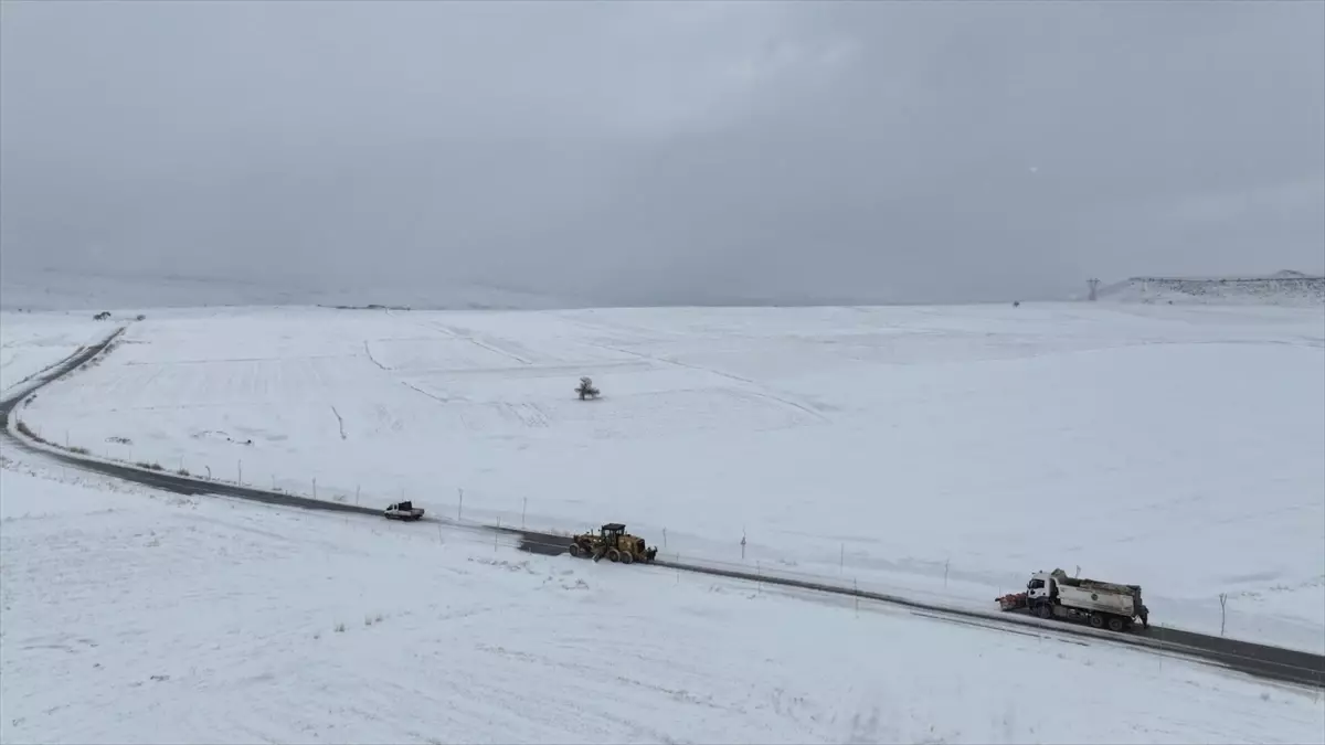 Kocasinan’da 24 Saat Kar Temizliği