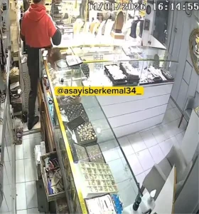 Kuyumcudan 3 milyon liralık altın çalıp kaçtı