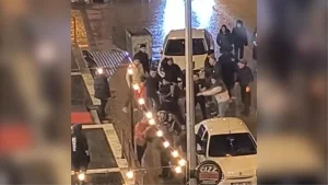 Lokantada Tekmeli Kavga