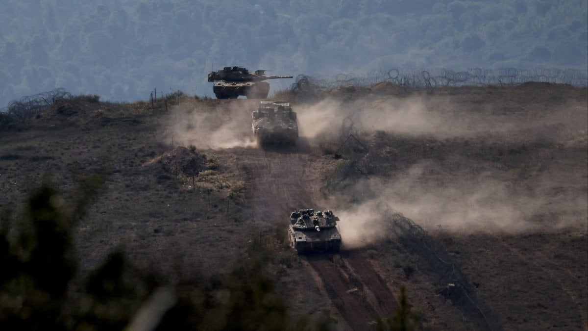Lübnan topraklarına giren İsrail ordusu bir evi havaya uçurdu