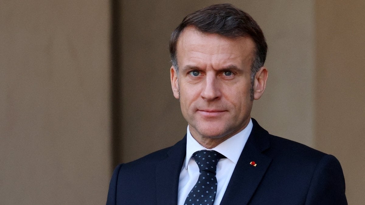 Macron: Grönland’ın egemenliğinin ihlal edilmesinin “zincirleme sonuçları” olur