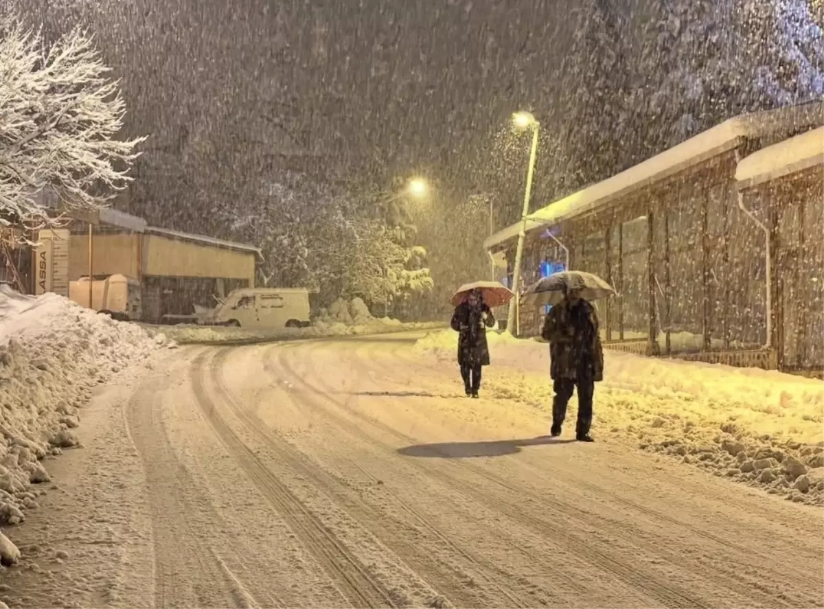 Malatya’da Kar Yağışı Nedeniyle İdari İzin ve Motosiklet Yasağı