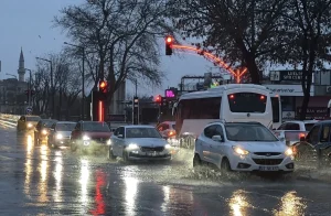 Marmara’da Sağanak Yağış Etkili