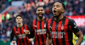 Milan, Como deplasmanında galip