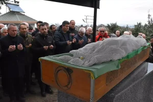 Mina Aydın Son Yolculuğuna Uğurlandı