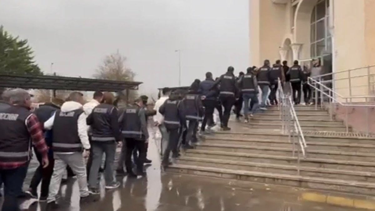 Muğla merkezli suç örgütlerine operasyon: 8 tutuklama