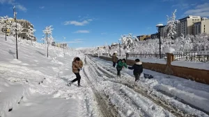 Muş’ta Çocuklar Kar Keyfi Yaşadı