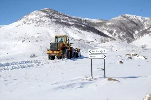 Muş’ta Köy Yolları Yeniden Açılıyor
