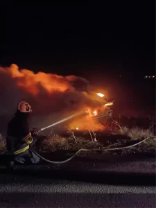 Nusaybin’de Tır Devrildi, Yangın Çıktı