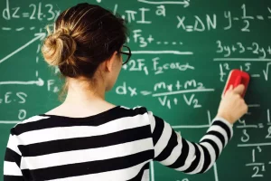 Öğretmenler İçin Yer Değişikliği Başvuruları Başlıyor