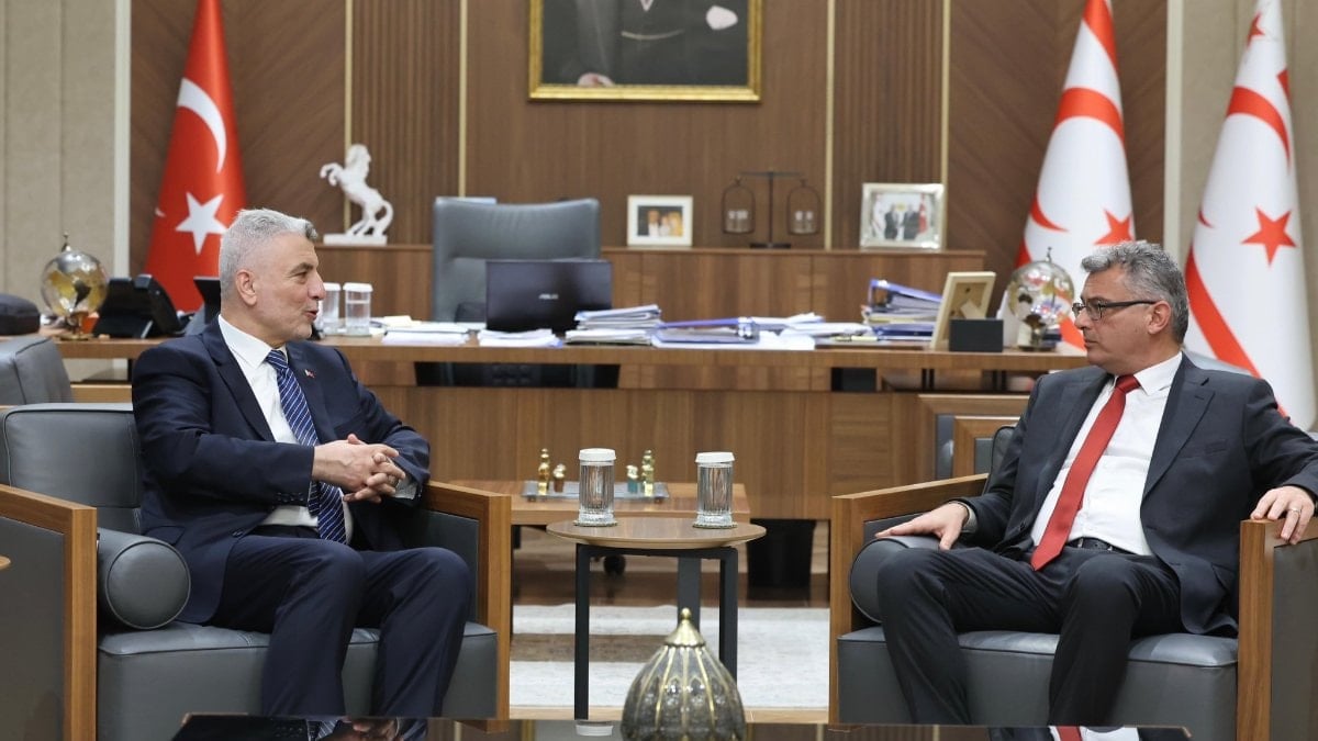 Ömer Bolat, KKTC’de Cumhurbaşkanı Tufan Erhürman ile görüştü