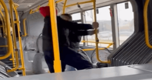 Otobüste tartışmasında yolcu dövüp ‘Komutanımı çağırın’ dedi