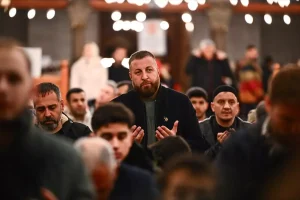 Regaip Kandili Coşkusu Camilerde Yaşandı