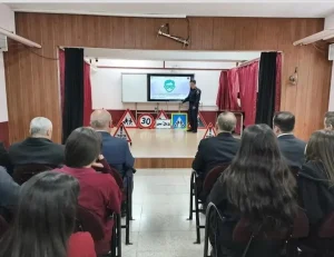 Saimbeyli ilçesinde öğrencilere trafik güvenliği eğitimi verildi