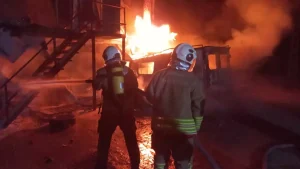 Samandağ’da İnşaat Yatakhanesinde Yangın