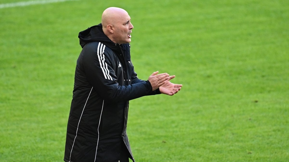 Sami Uğurlu: Antalyaspor’un kesinlikle ligde kalacağını düşünüyorum