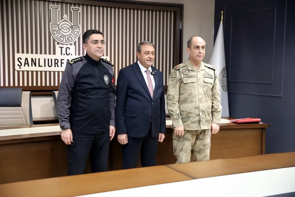 Şanlıurfa’da 318 Yolda Ulaşım Sağlanamıyor