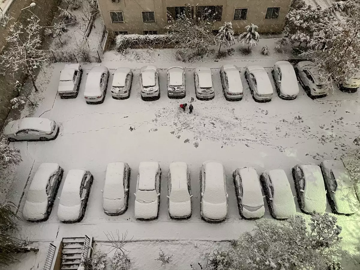 Şanlıurfa’da Kar Yağışı Hayatı Olumsuz Etkiliyor