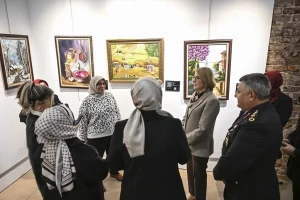 Şehit ve gazi ailelerinin eserleri “Sanatla Yaşam Sergisi”nde buluştu
