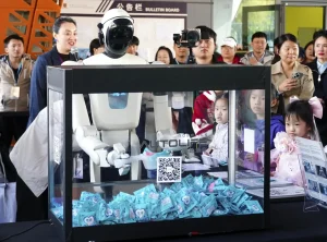 Shenzhen’de Robot Yarışması Başladı