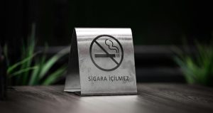 Sigaraya yeni yasaklar yolda! Amaç görünürlüğü azaltmak