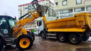 Siirt’te Karla Mücadele Devam Ediyor