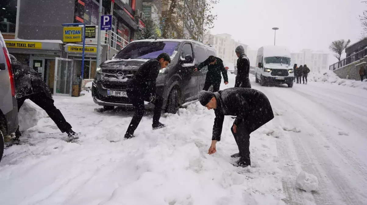 Şırnak’ta Eğitime Kar Engeli