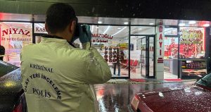 Sivas’ta kasapta silahlı kavgada 2 kişi yaralandı