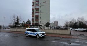 Tartıştığı kocasını bıçakladı