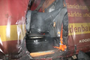 Taşova’da Tır Dorsesinde Yangın