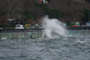 Tekirdağ’da Şiddetli Lodos Etkili