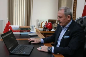 Tin, ‘Yılın Kareleri’ Oylamasına Katıldı